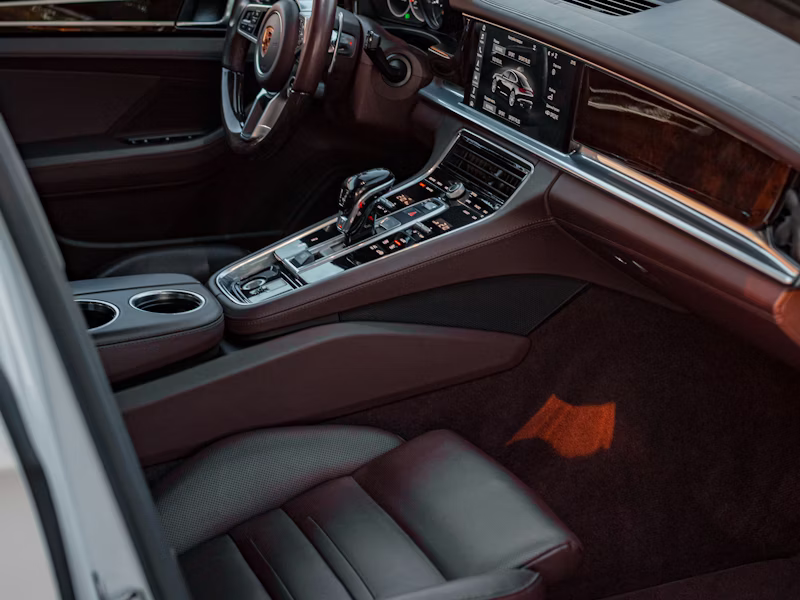 Nettoyage de banquette arriere et tapis de voiture